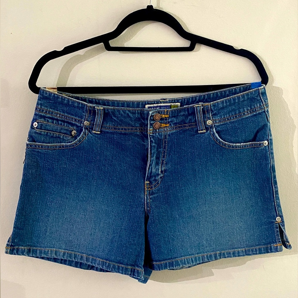 ✨2/$20✨Jean shorts with stretch